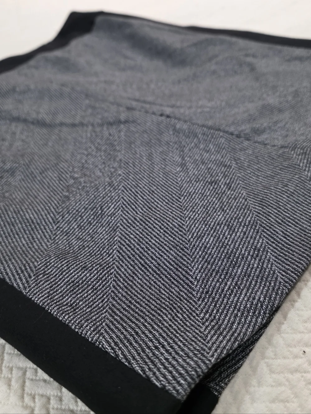 Antonio Melani Colorblock Slimming Pencil Skirt - Gray & Black - Size 8